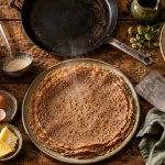 Crêpes salées bretonne au sarrasin, galettes fines à la poêle